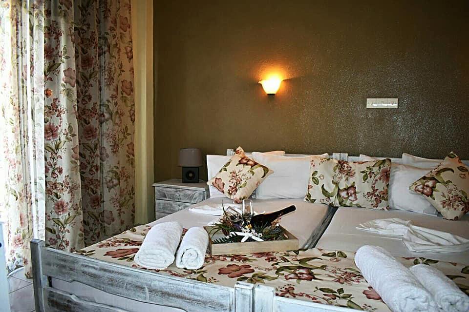 Foteini Rooms Skala Sotiros Exterior photo
